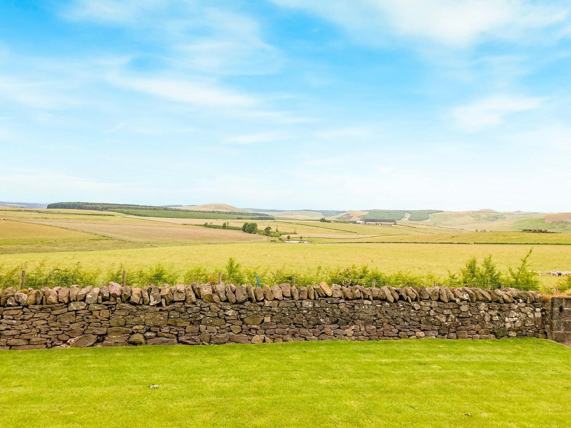 South Riccalton Farm Cottage Oxnam Exterior photo